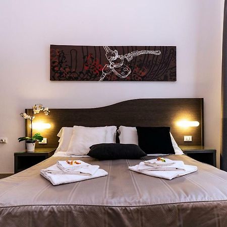Urban Chic House 2.0 Hotel La Spezia Exterior photo