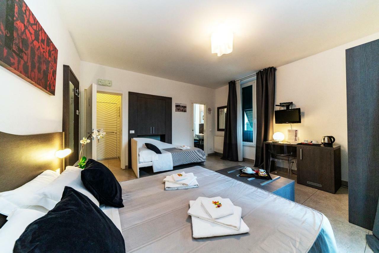Urban Chic House 2.0 Hotel La Spezia Exterior photo
